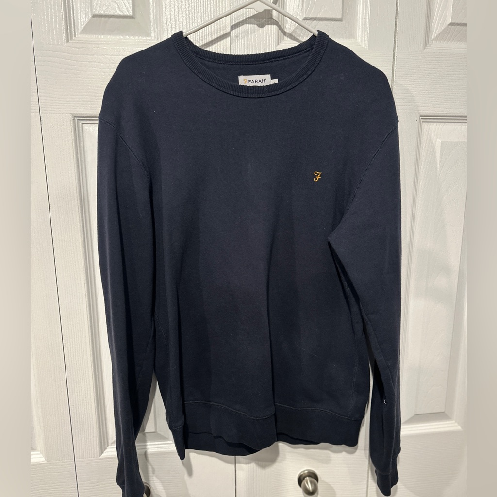Farah Addison Sweater. Large. Navy
